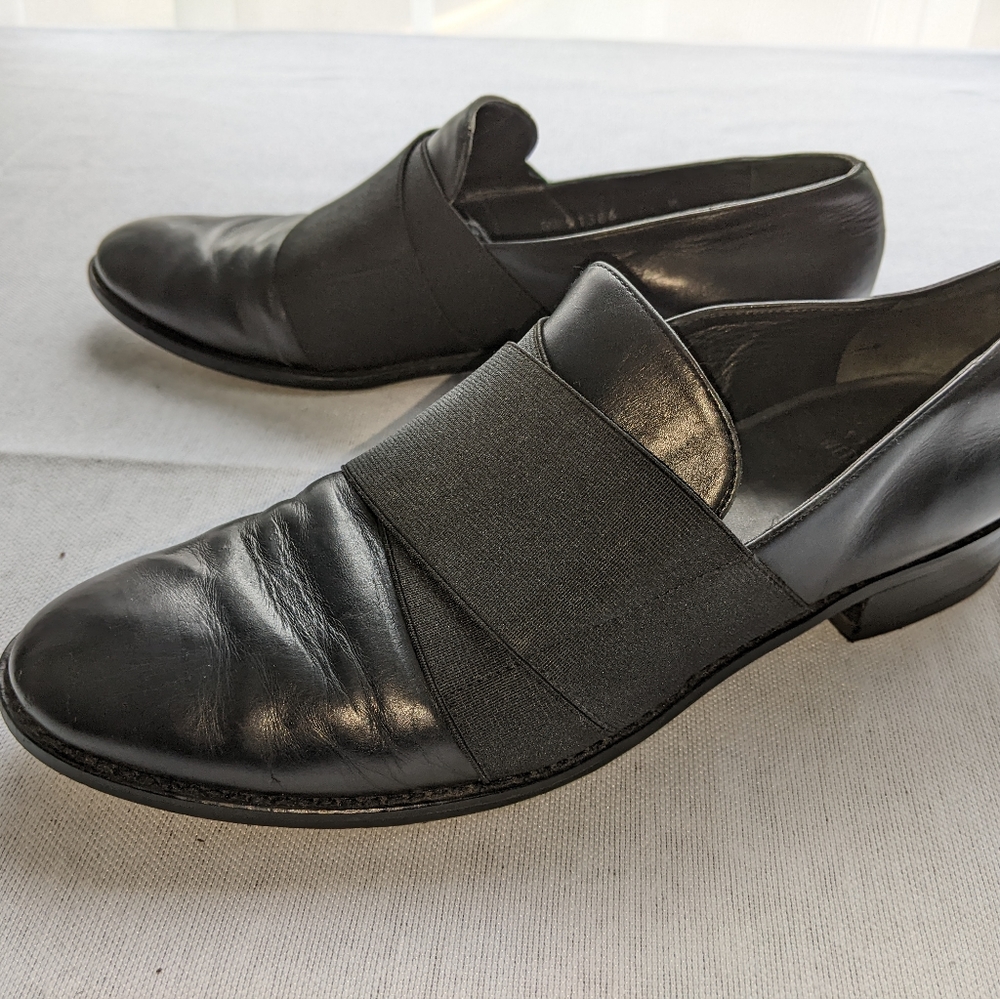 Stuart Weitzman Black Leather Slip-On Flats